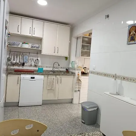 Apartamento 200 Metros Playa Wifi Apartment *