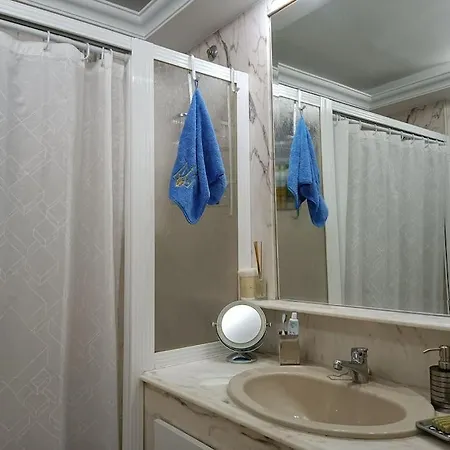 Apartamento 200 Metros Playa Wifi Apartment *